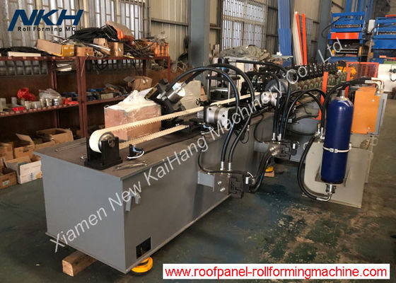 comprar Remaches metálicos durables de la mampostería seca y rollo de la pista que forma la máquina para los remaches metálicos de Vacationland y el rollo de la pista que forman la máquina online manufacture