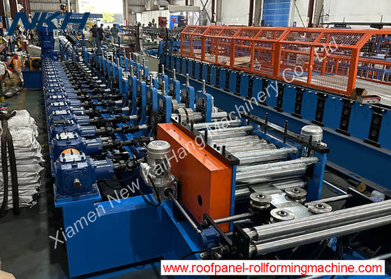 Sección C Máquina de moldeado de rollos de purlin Cambio automático apilamiento automático